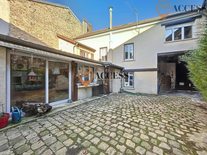 Maison de ville - 120 m² - 4 pièces