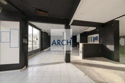 Local commercial - 94 m²
