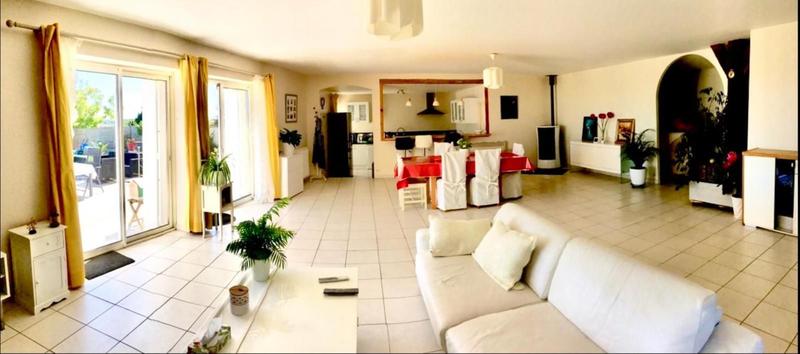 Maison - 151 m² - 5 pièces