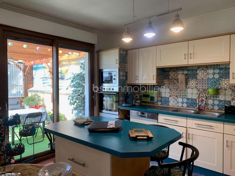 Pavillon - 165 m² - 5 pièces