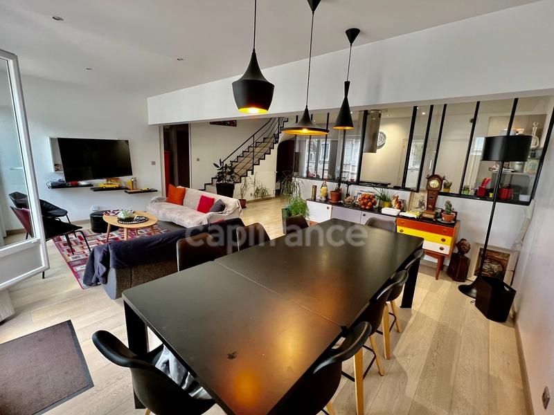 Appartement - 152 m² - 7 pièces