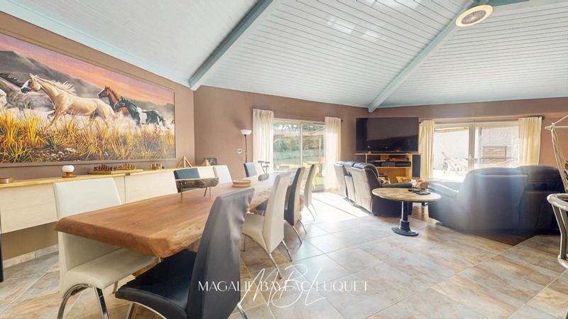 Maison - 165 m² - 5 pièces