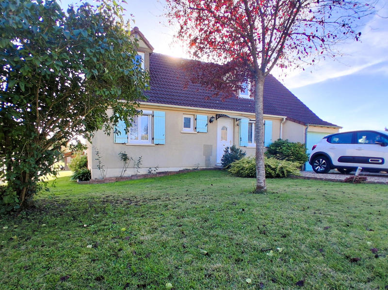 Maison - 89 m² - 5 pièces