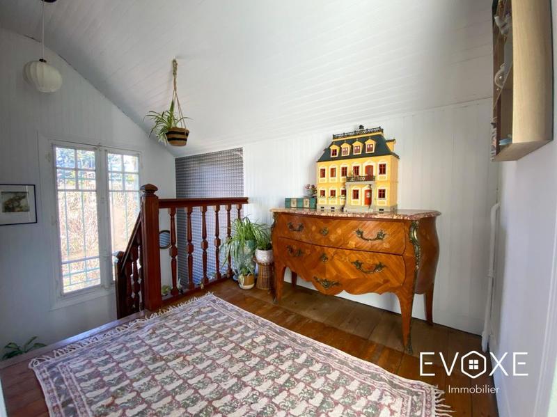 Maison - 95 m² - 5 pièces