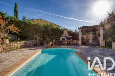 Maison - 122 m² - 5 pièces