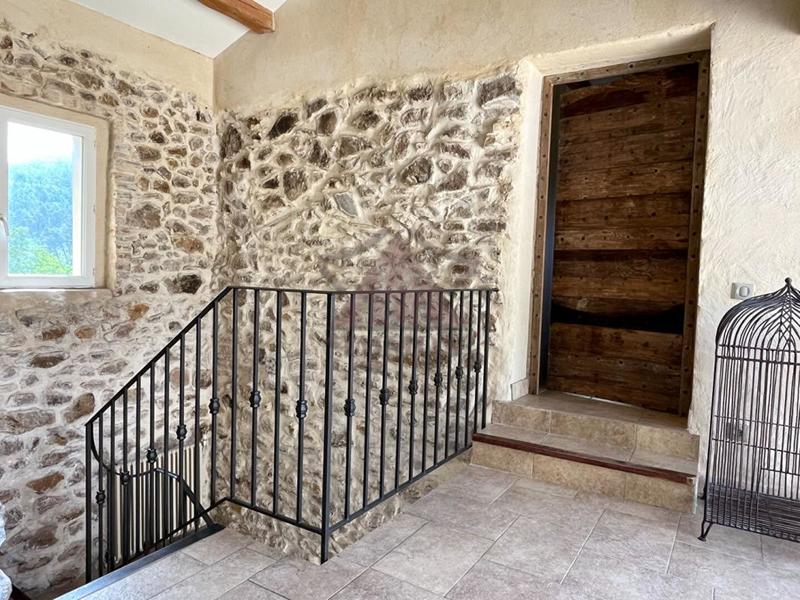 Maison provençale - 217 m² - 6 pièces