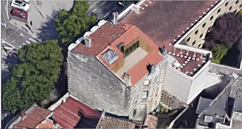 Duplex - 130 m² - 8 pièces