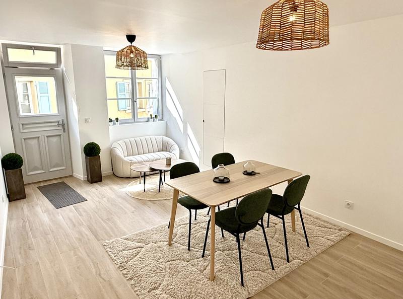 Maison - 94 m² - 4 pièces