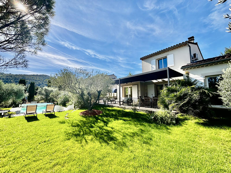 Villa - 145 m² - 5 pièces