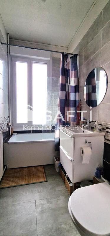 Maison - 107 m² - 6 pièces