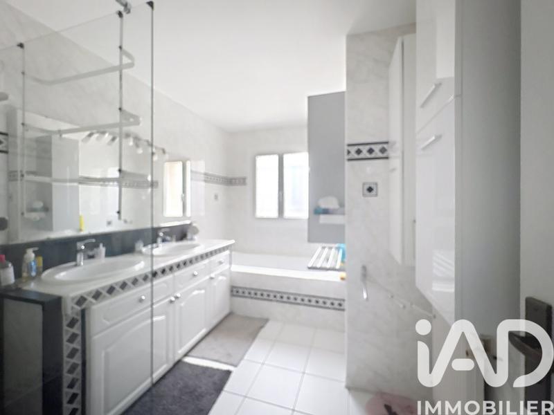 Maison - 144 m² - 6 pièces