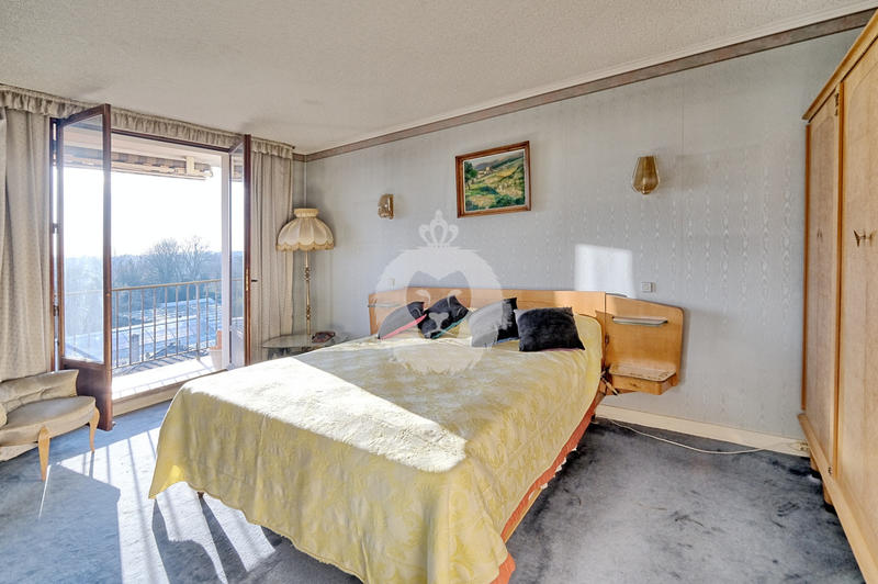 Appartement - 90 m² - 4 pièces