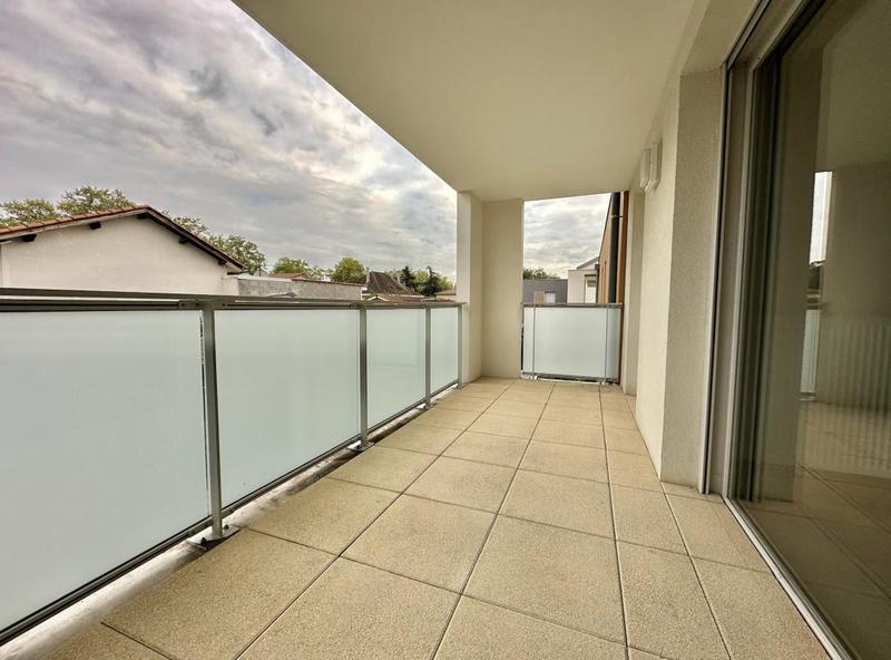 Appartement ancien - 62 m² - 3 pièces