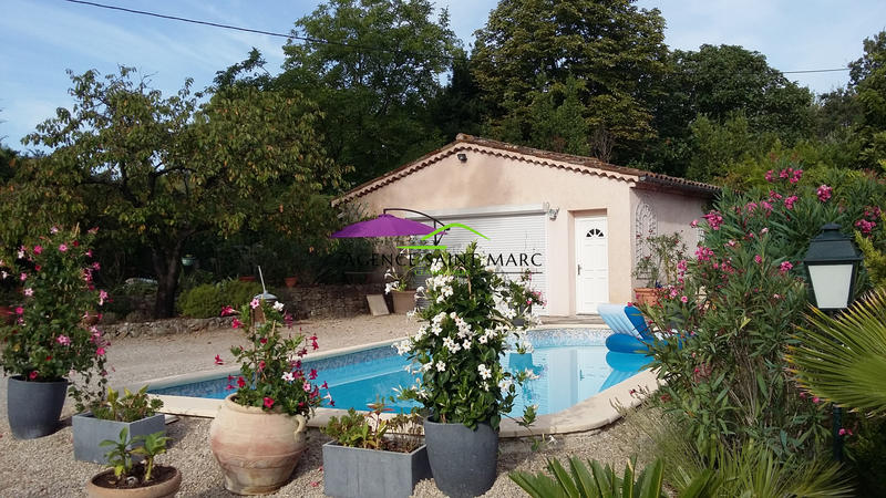 Villa - 204 m² - 6 pièces