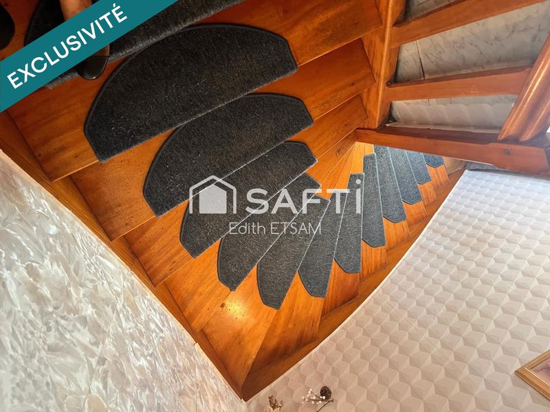 Maison - 120 m² - 7 pièces