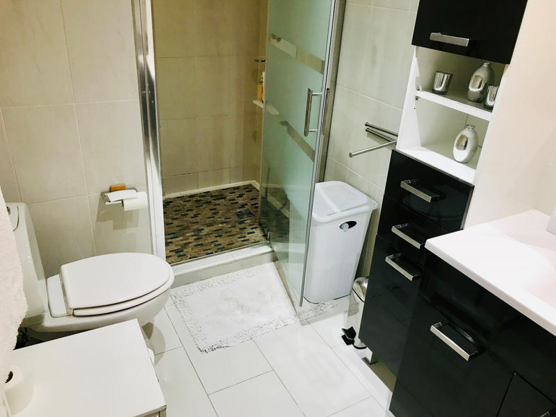 Appartement - 165 m² - 6 pièces