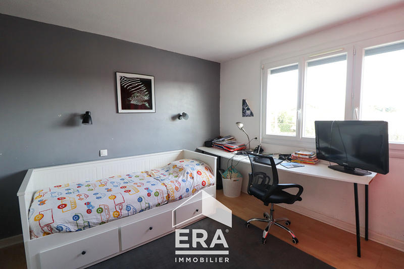 Maison - 140 m² - 8 pièces