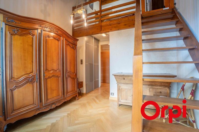 Villa - 210 m² - 5 pièces