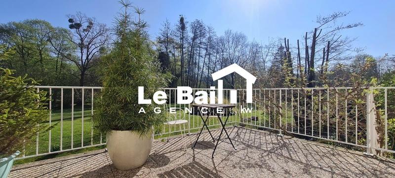 Appartement - 123 m² - 6 pièces