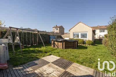 Maison - 122 m² - 6 pièces