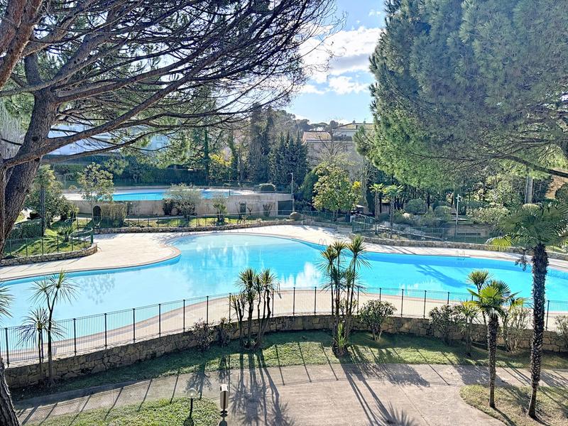 Appartement - 30 m² - 2 pièces