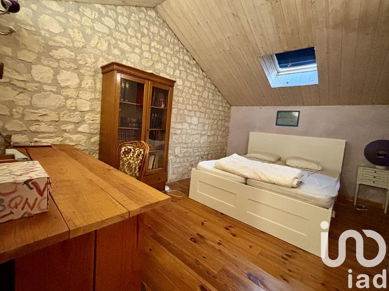 Maison - 278 m² - 12 pièces