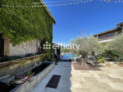 Ferme - 387 m² - 15 pièces