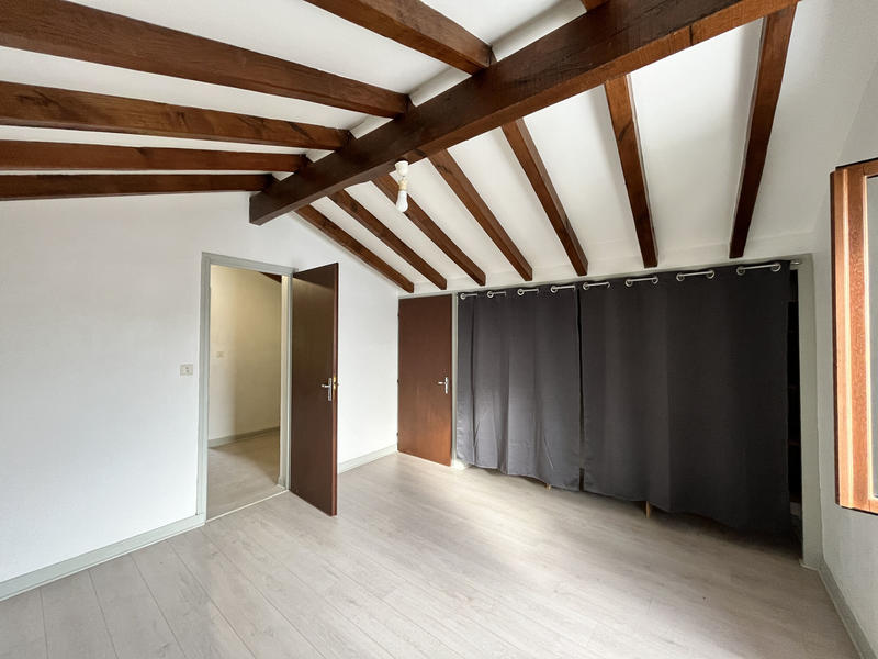 Maison - 93 m² - 5 pièces