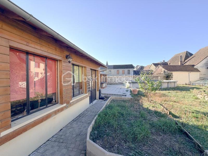 Maison de bourg - 177 m² - 11 pièces