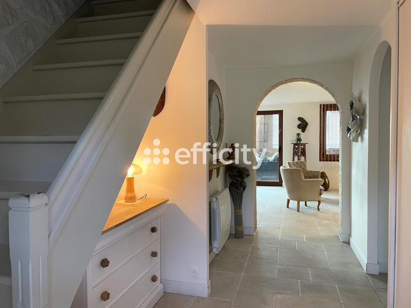 Maison - 140 m² - 6 pièces