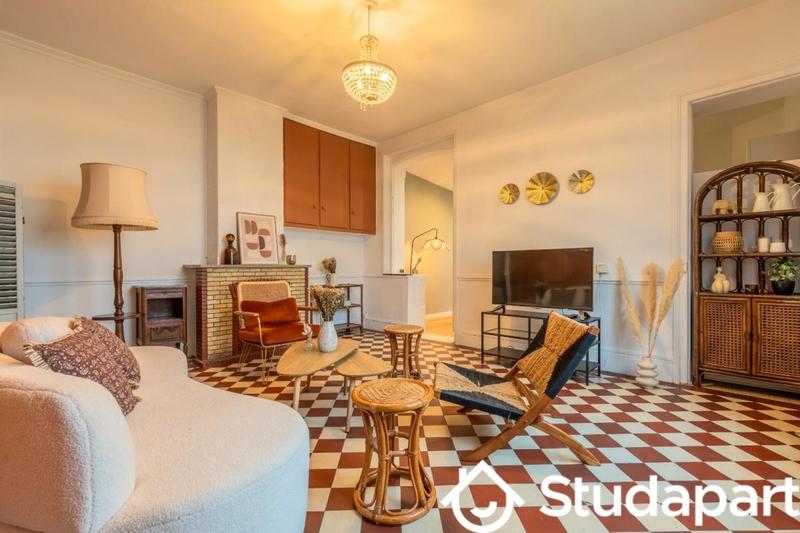 Chambre - 15 m² - 1 pièce