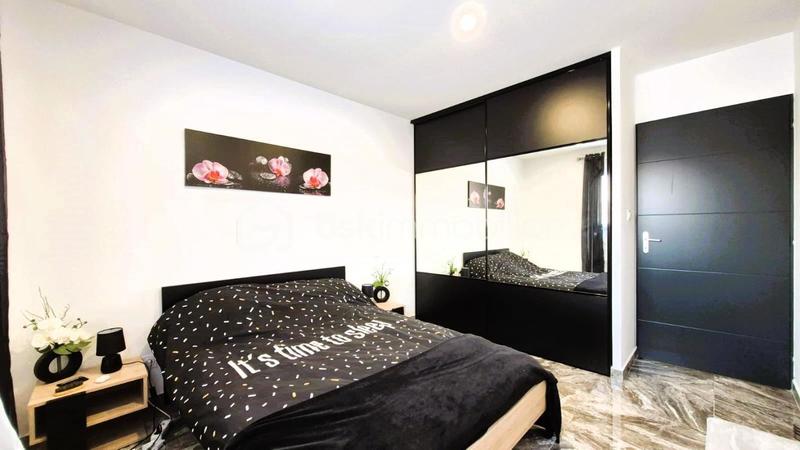 Villa - 100 m² - 4 pièces