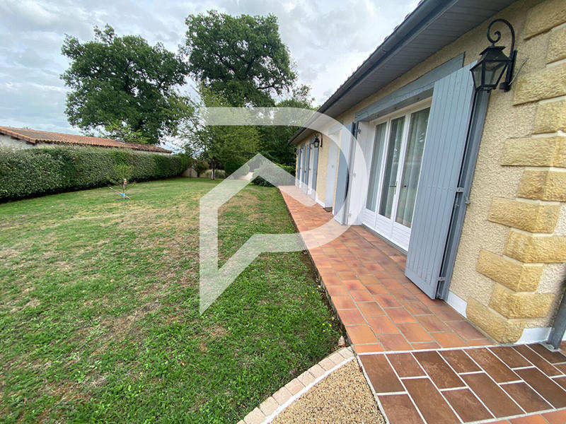 Maison - 138 m² - 8 pièces