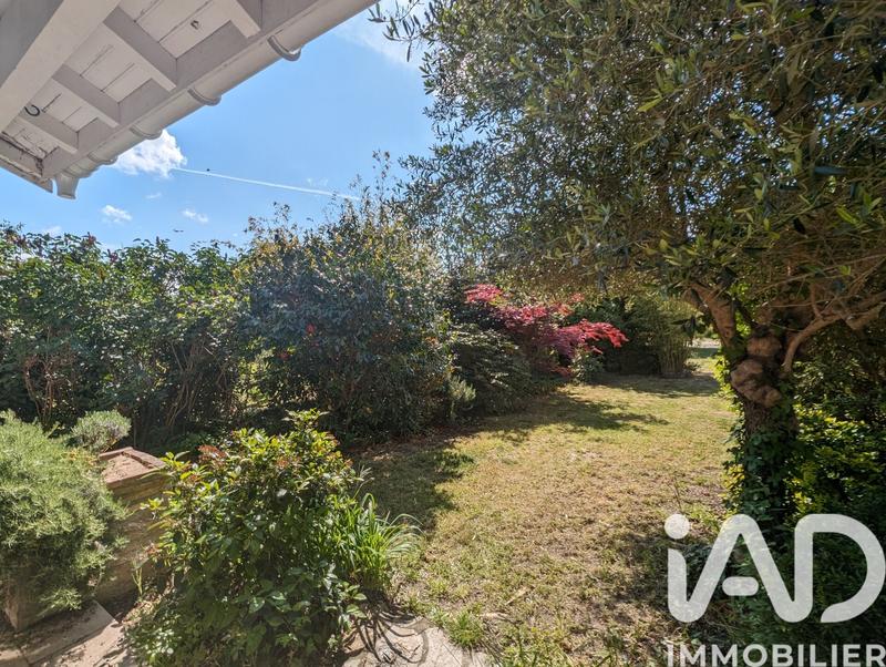 Maison - 205 m² - 7 pièces