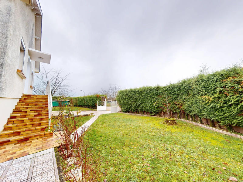 Maison - 117 m² - 6 pièces