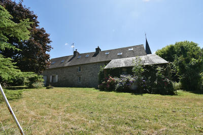 Maison - 258 m² - 10 pièces