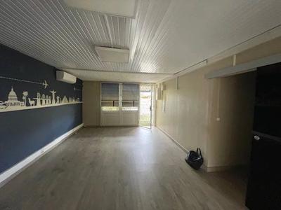 Maison - 84 m² - 5 pièces