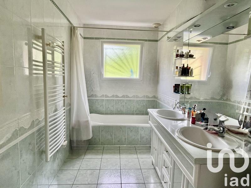 Maison - 142 m² - 5 pièces