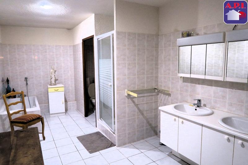 Maison de ville - 180 m² - 5 pièces