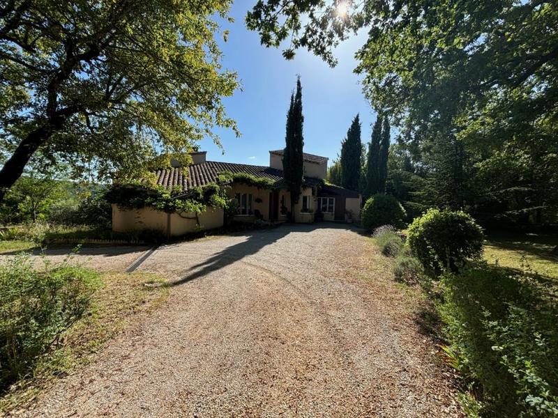 Maison - 157 m² - 6 pièces