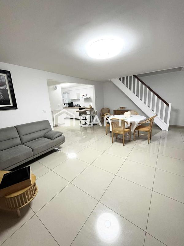 Maison - 80 m² - 5 pièces