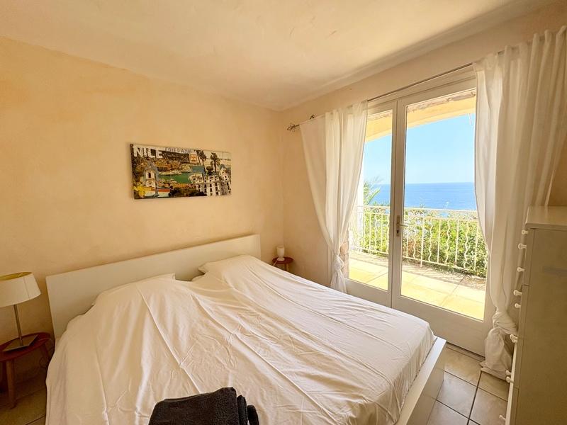 Maison - 320 m² - 11 pièces