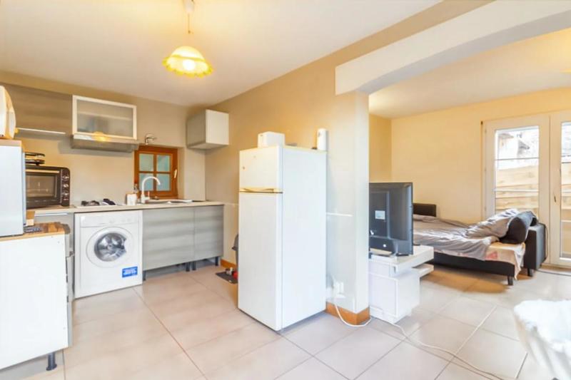 Propriété - 180 m² - 10 pièces