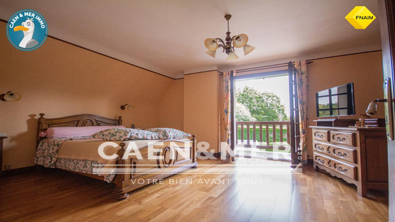 Propriété - 250 m² - 9 pièces