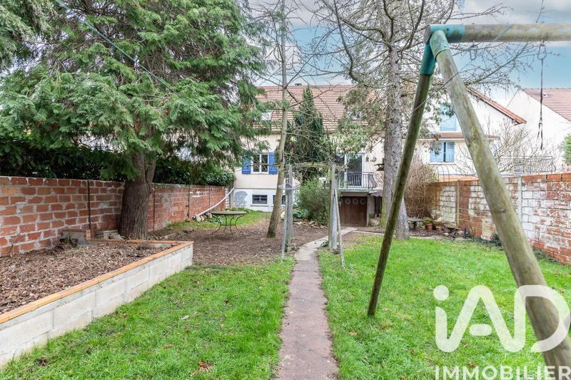 Maison - 122 m² - 7 pièces