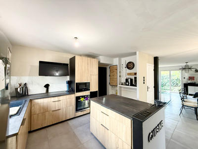 Maison - 114 m² - 4 pièces