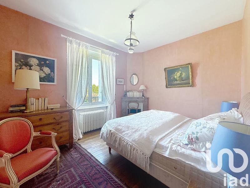 Maison - 138 m² - 9 pièces