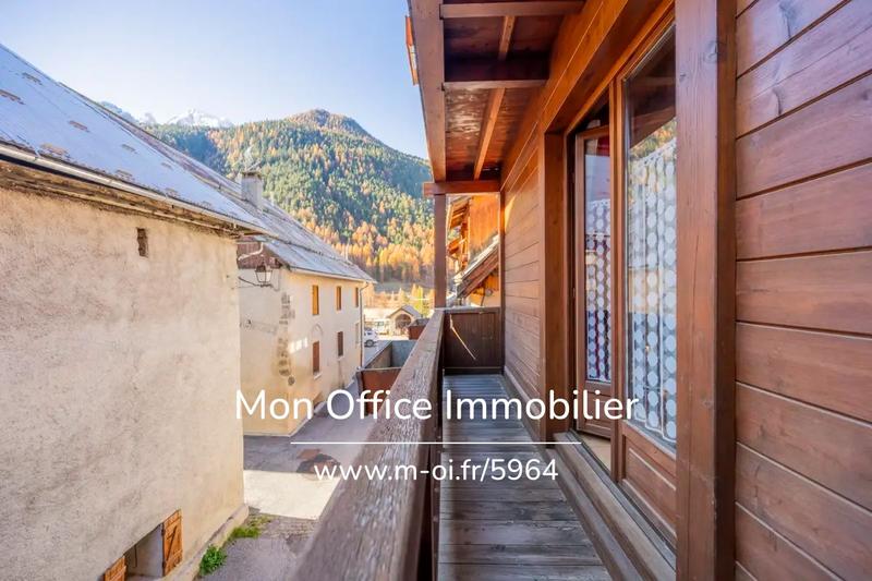 Maison - 122 m² - 7 pièces