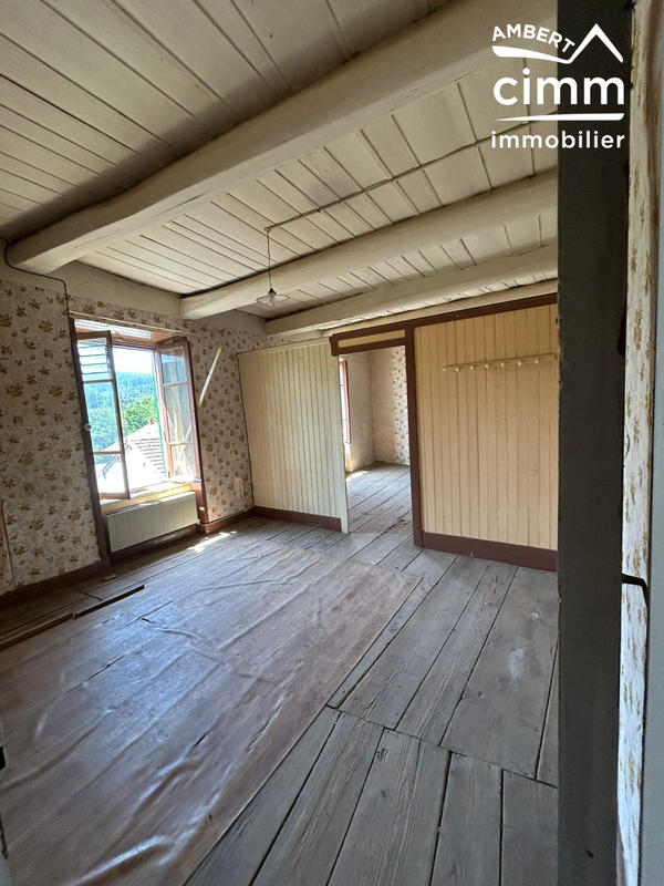 Maison - 195 m² - 9 pièces