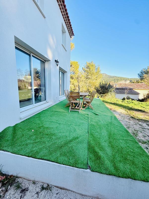 Maison - 86 m² - 4 pièces